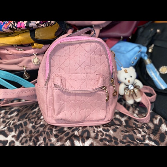 Backpack - Picture 1 of 1